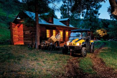 2016.cub-cadet.challenger500.yellow.front.parked.by-cabin.jpg