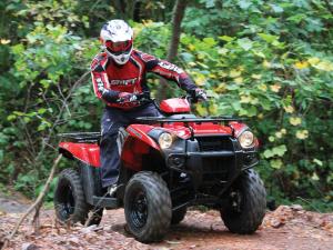 2012.kawasaki.brute-force300.red_.front-right.riding.on-trail.jpg