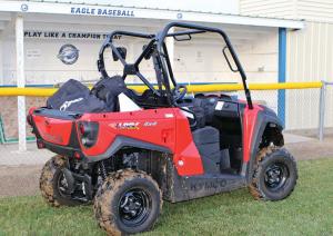 2015.kymco.uxv450i.red.rear-right.parked.on-grass.jpg