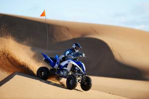 2016.yamaha.raptor700r.blue_.front-right.riding.at-dunes.jpg