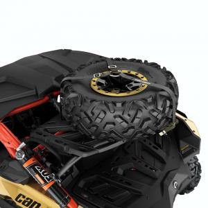 2017.can-am.maverick-x3-turbo-r.close-up.linq-pivoting-spare-tire-rack.jpg