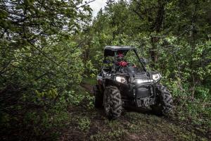 2017.polaris.ace570sp.silver.front.riding.on-trail.jpg