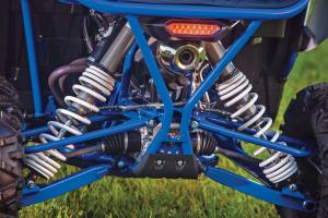 2017.yamaha.yxz1000r-ss.close-up.rear-suspension.jpg